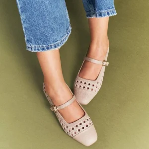 Zapato Cerrado en Cuero- Ref. Z-3300 Taupe