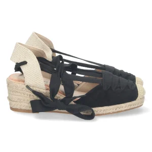 Sandalia de Cuña con Yute y Cordones Negra