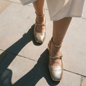 Zapato Cerrado Destalonado con Tacón – Ref. Z-2949 Luna